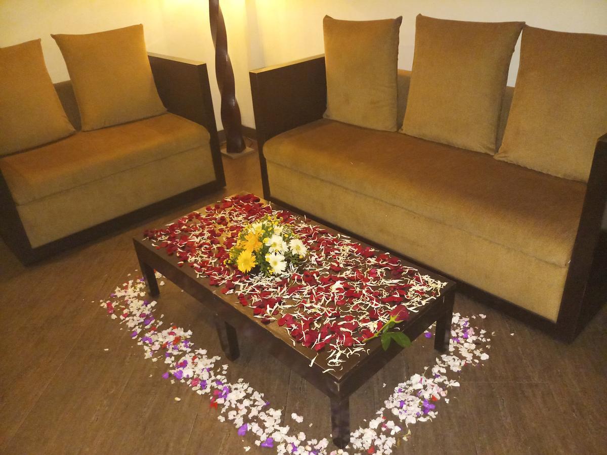 The Seventeen Degrees Hotel Dhanbād 外观 照片