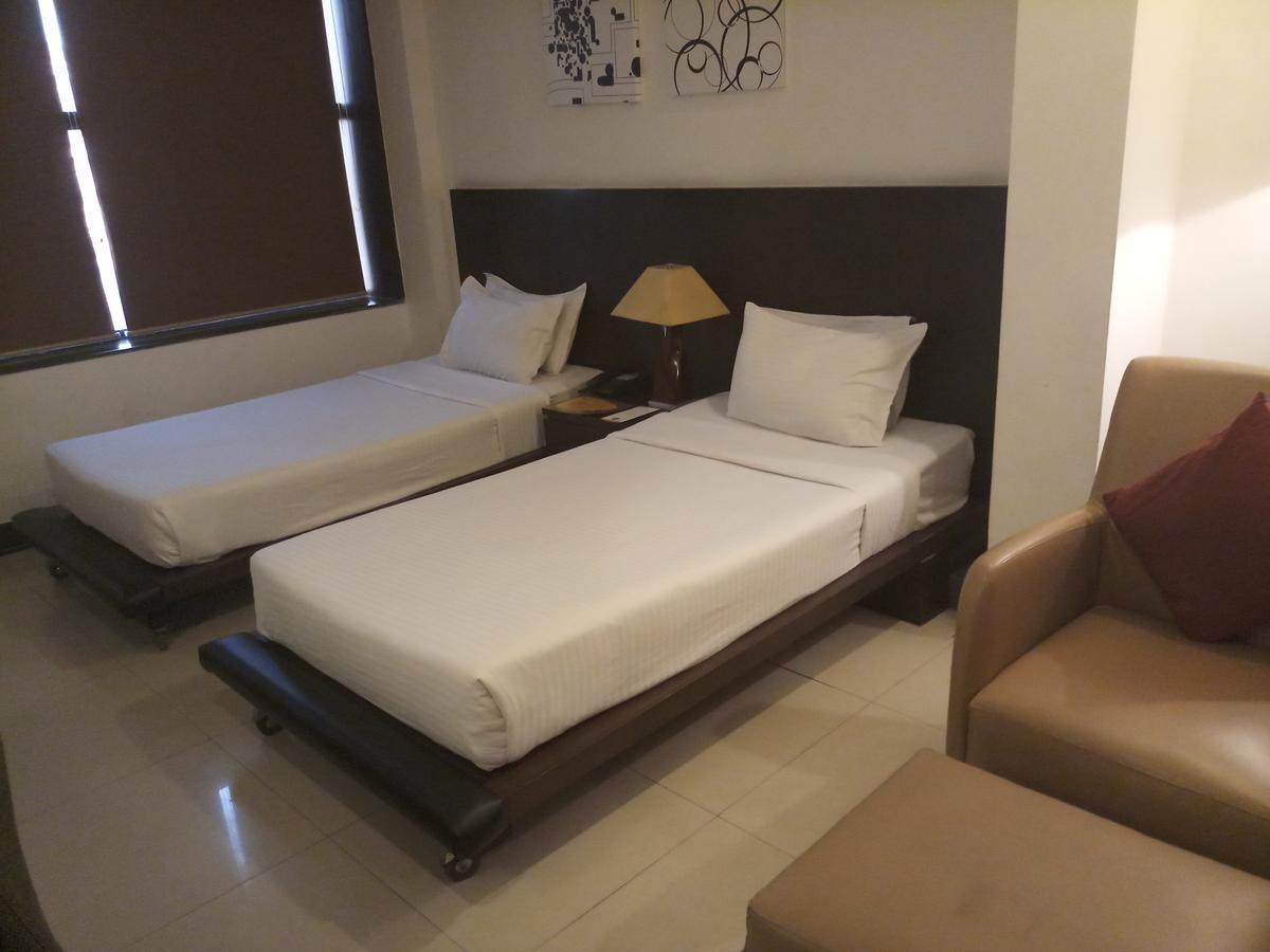 The Seventeen Degrees Hotel Dhanbād 外观 照片